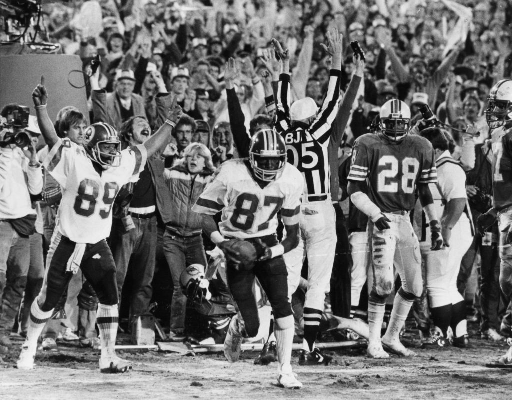 Charlie Brown's 6-yard touchdown catch in the fourth quarter of Super Bowl XVII gave the Redskins a commanding 10-point lead.